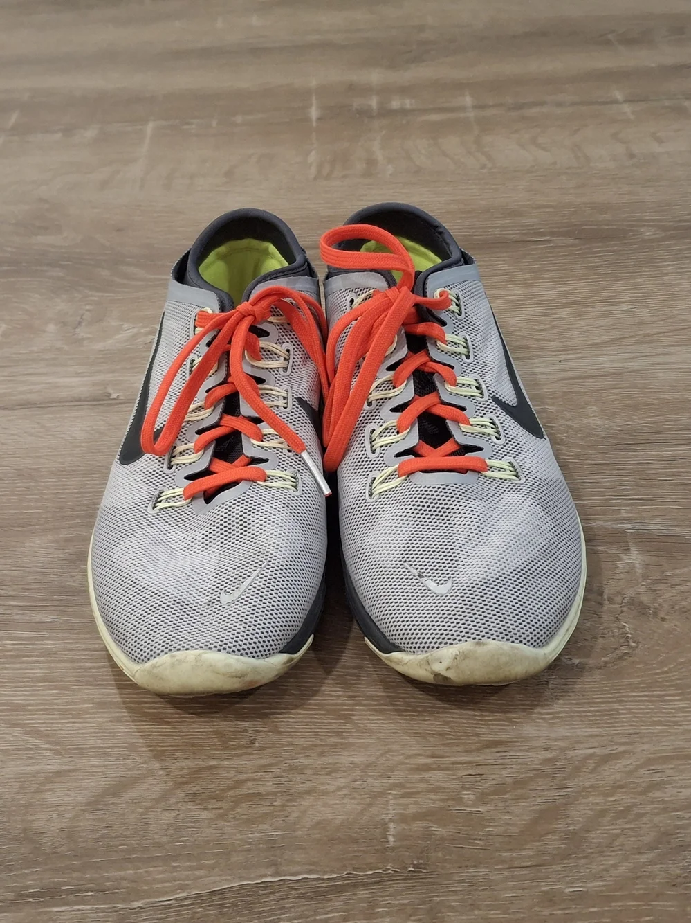 Nike Lunarlon Hyperworkout TR Grey Bright Crimson Women's Size 7